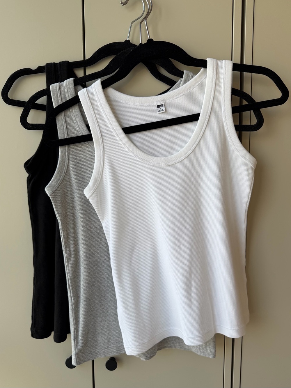 Uniqlo Classic Rib Tank Top - White, Gray, Black (3-Pack)